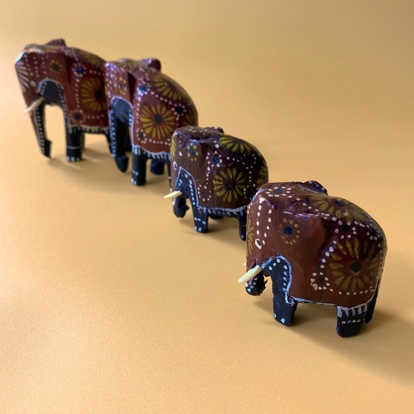 Family of Elephants | Home Décor - Picture 7 of 13